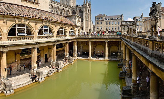Roman Public Baths in Bath, England Roman Baths
