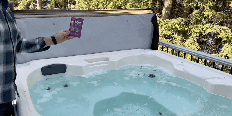 Adding Detox to the Hot Tub Water