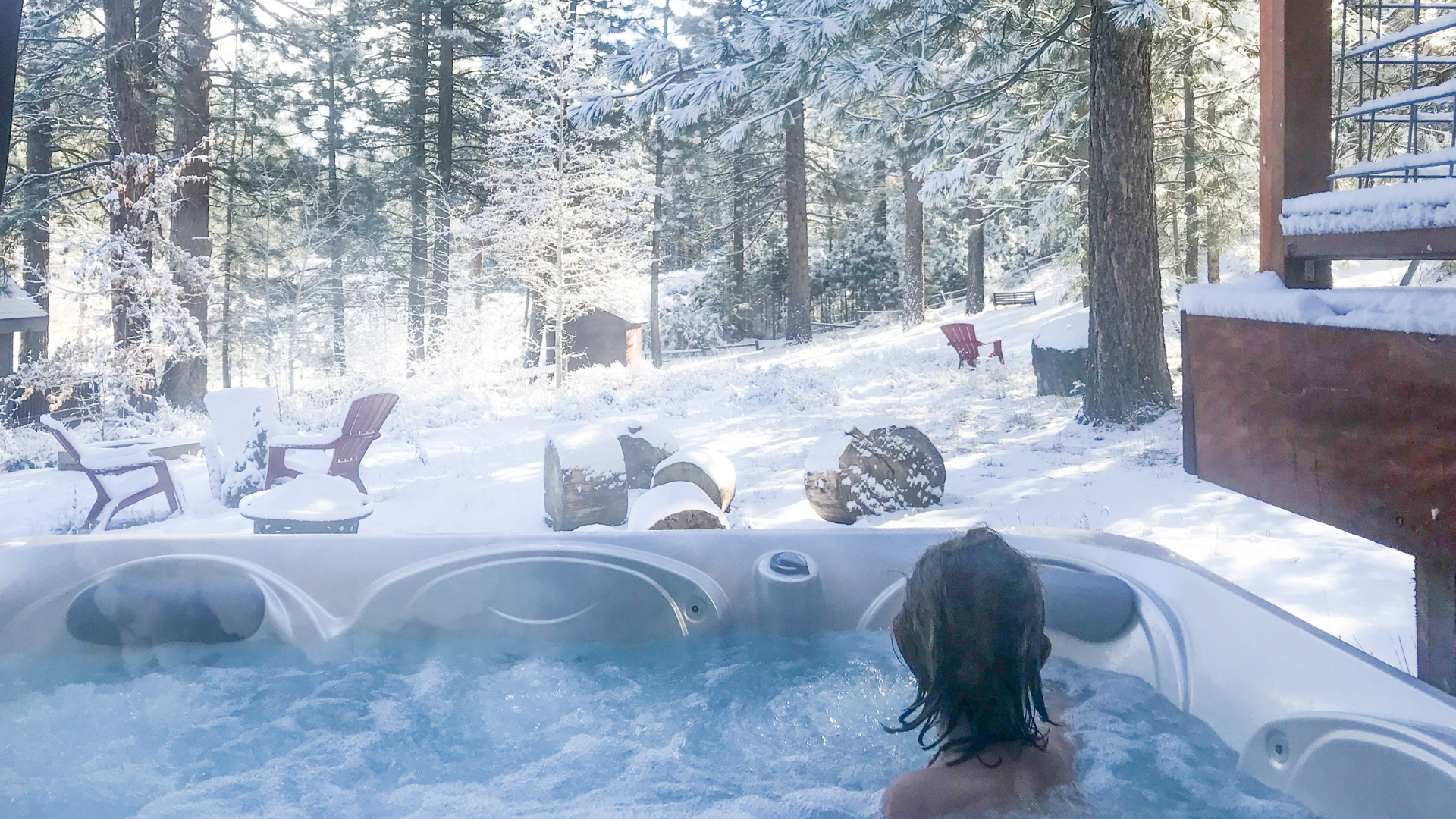 The Best Hot Tub Temperature for Winter Use