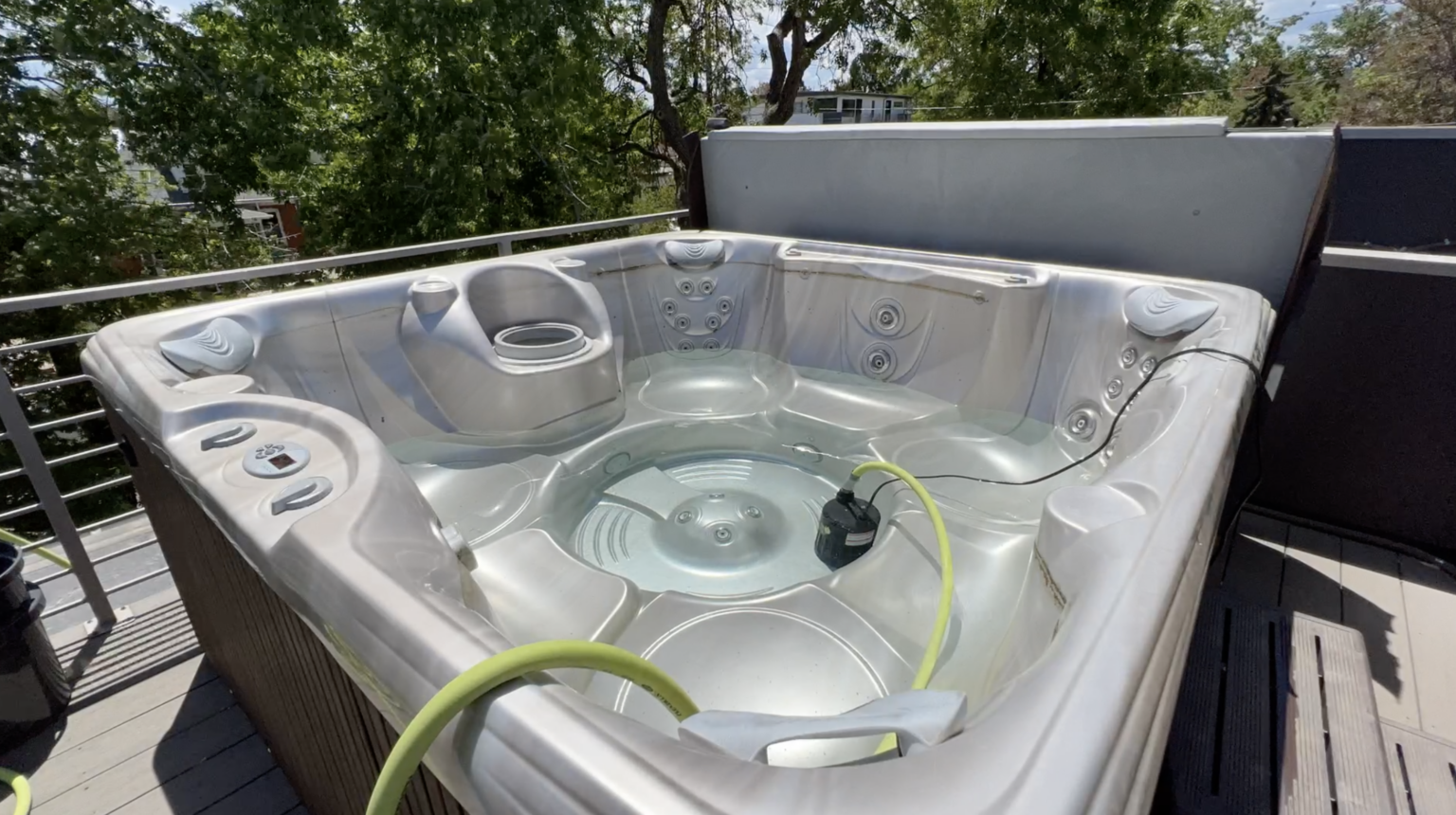 How To Drain A Intex Hot Tub How to Drain a Hot Tub Quickly (3 Simple Steps)