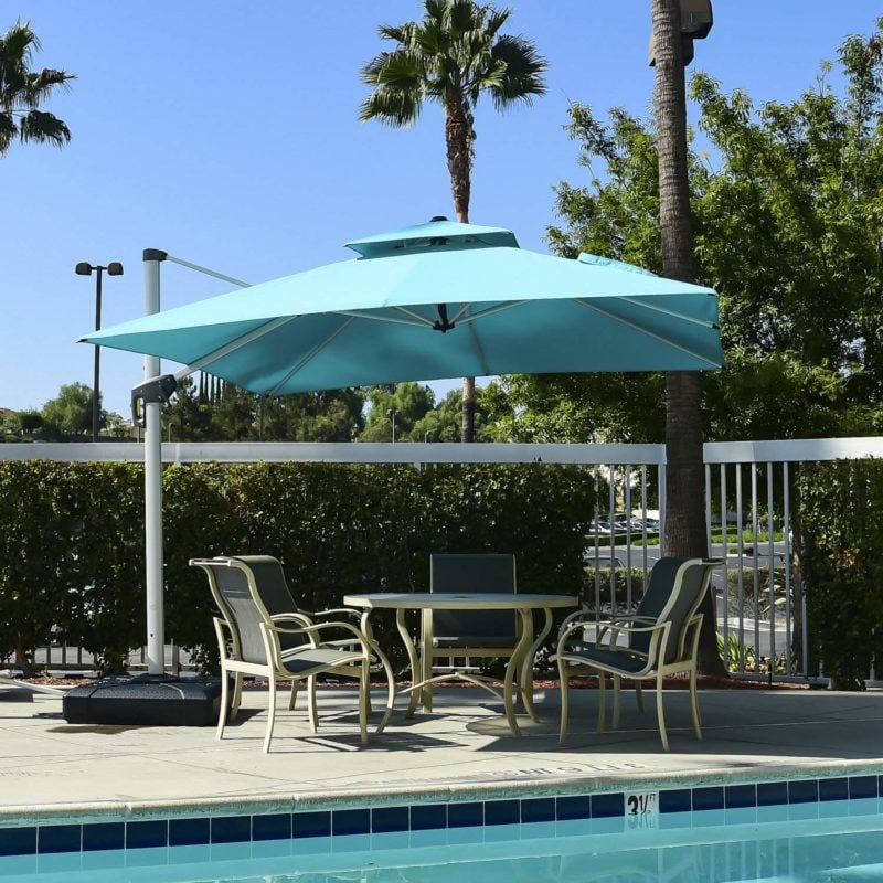 best poolside umbrellas